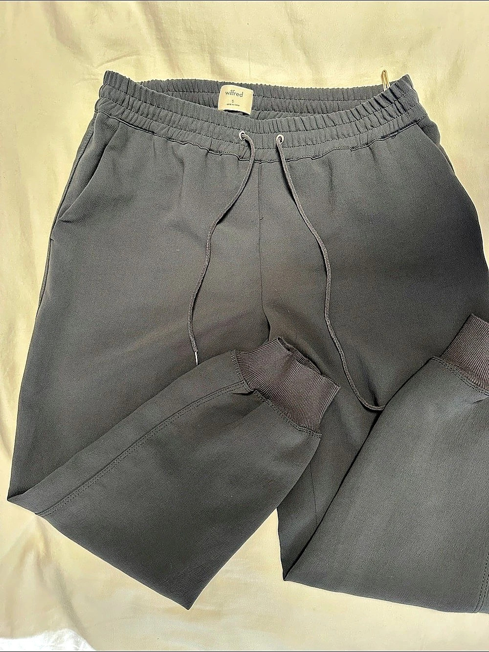 Wilfred Free Fleece Jogger Gray Jogger Pants